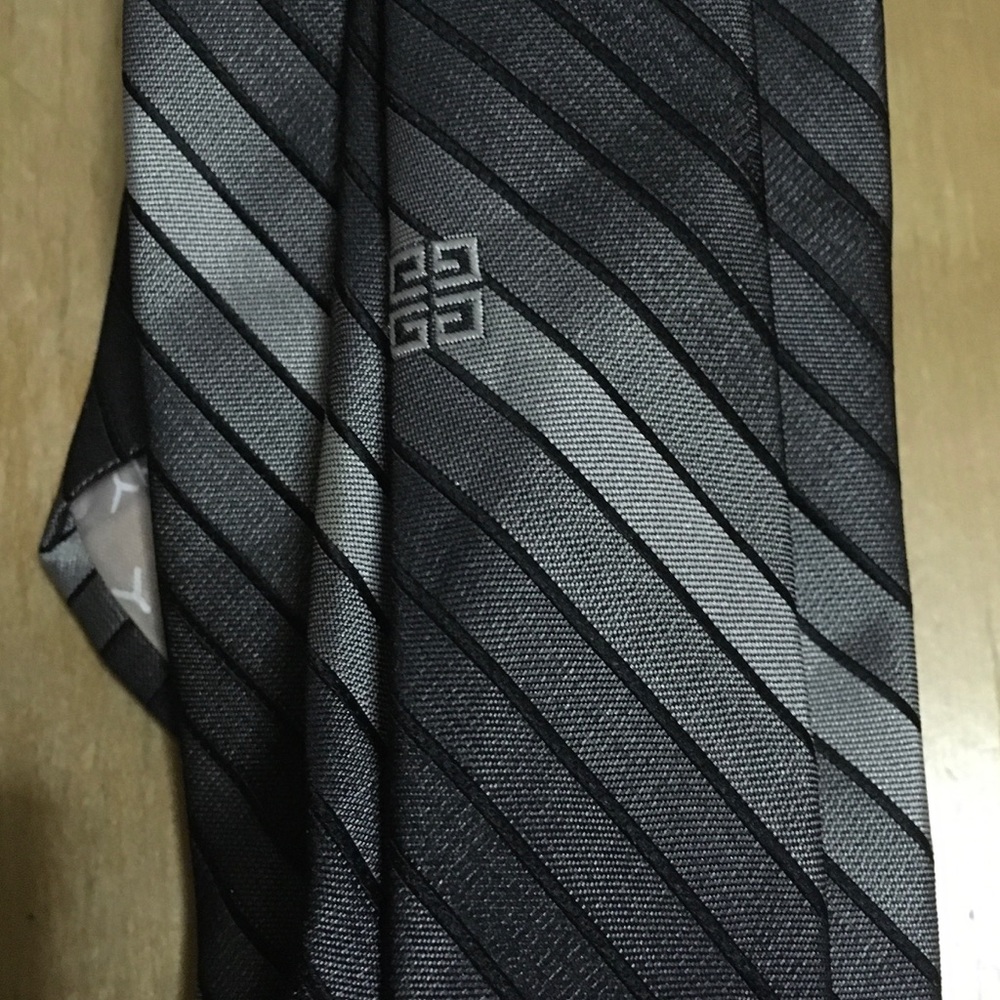 Givenchy Necktie - Picture 6 of 6